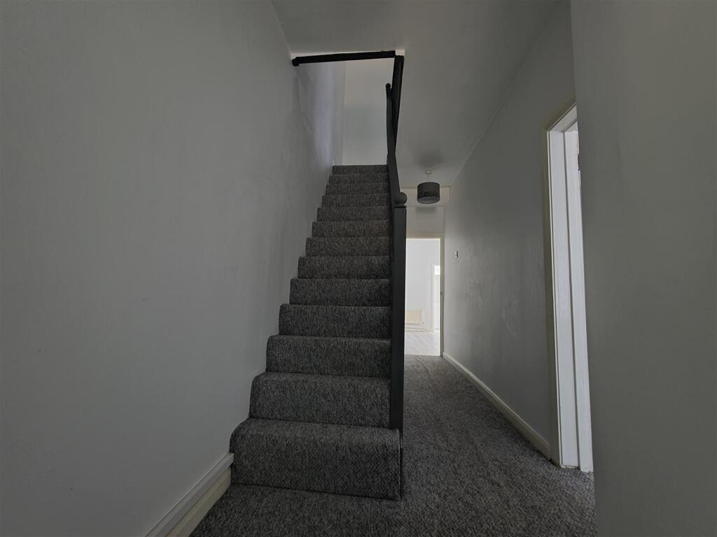 House in Abertridwr, Aber Valley - View 4