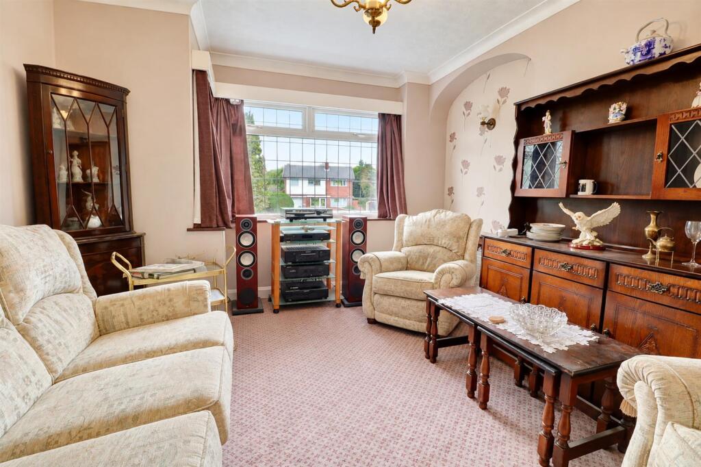 House in Walsall, West Midlands - View 2