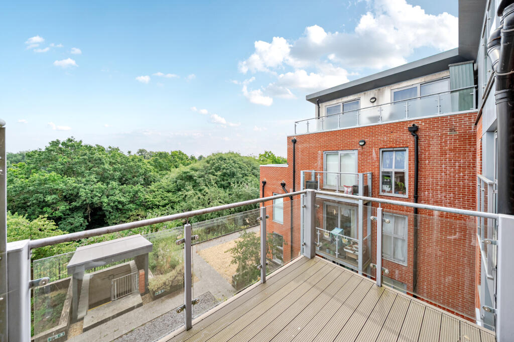 Apartment in St Albans, Cottonmill - View 3