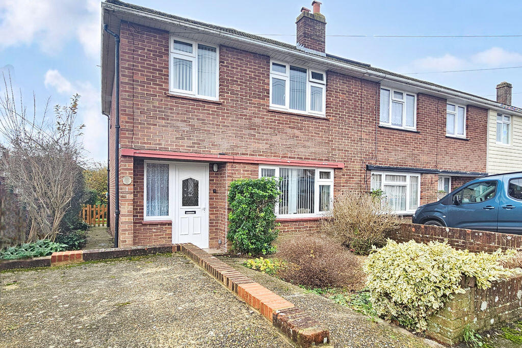 Main image of property: Oak Road, Fareham, PO15