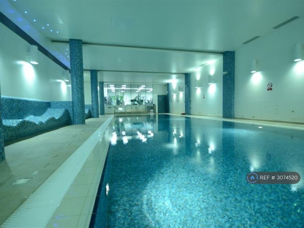 Apartment in Southall - View 5