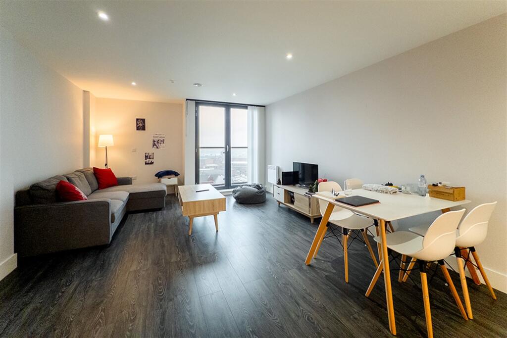 Apartment in Manchester - View 2