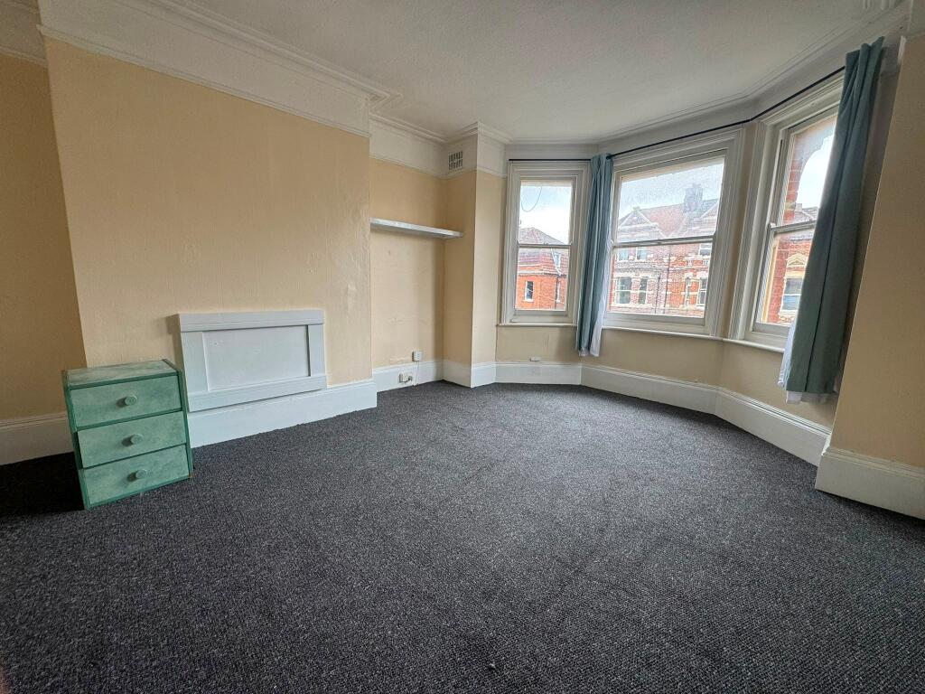 Apartment in Canterbury - View 2