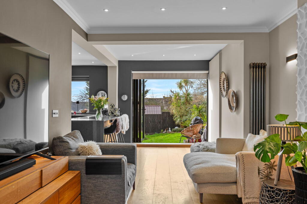 Main image of property: Pollards Hill West, London, SW16 4NU