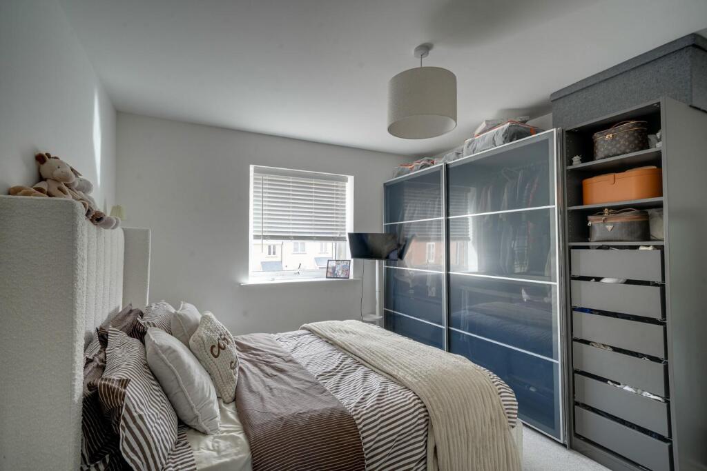 Apartment in Milton Keynes, Newton Leys, Bletchley and Fenny Stratford - View 5
