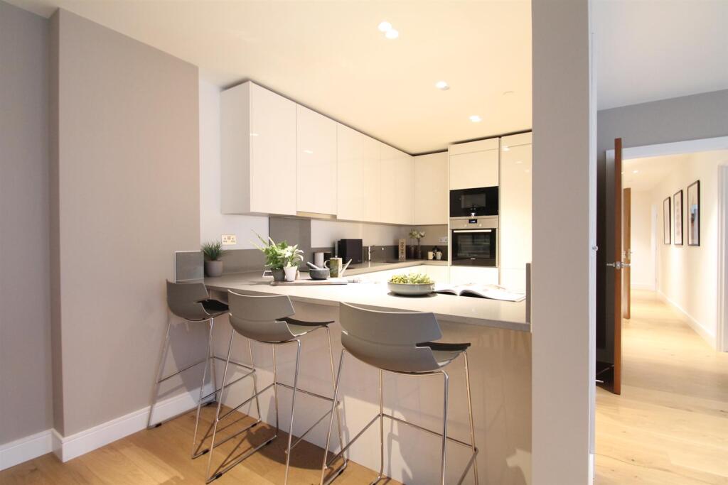 Apartment in London - More