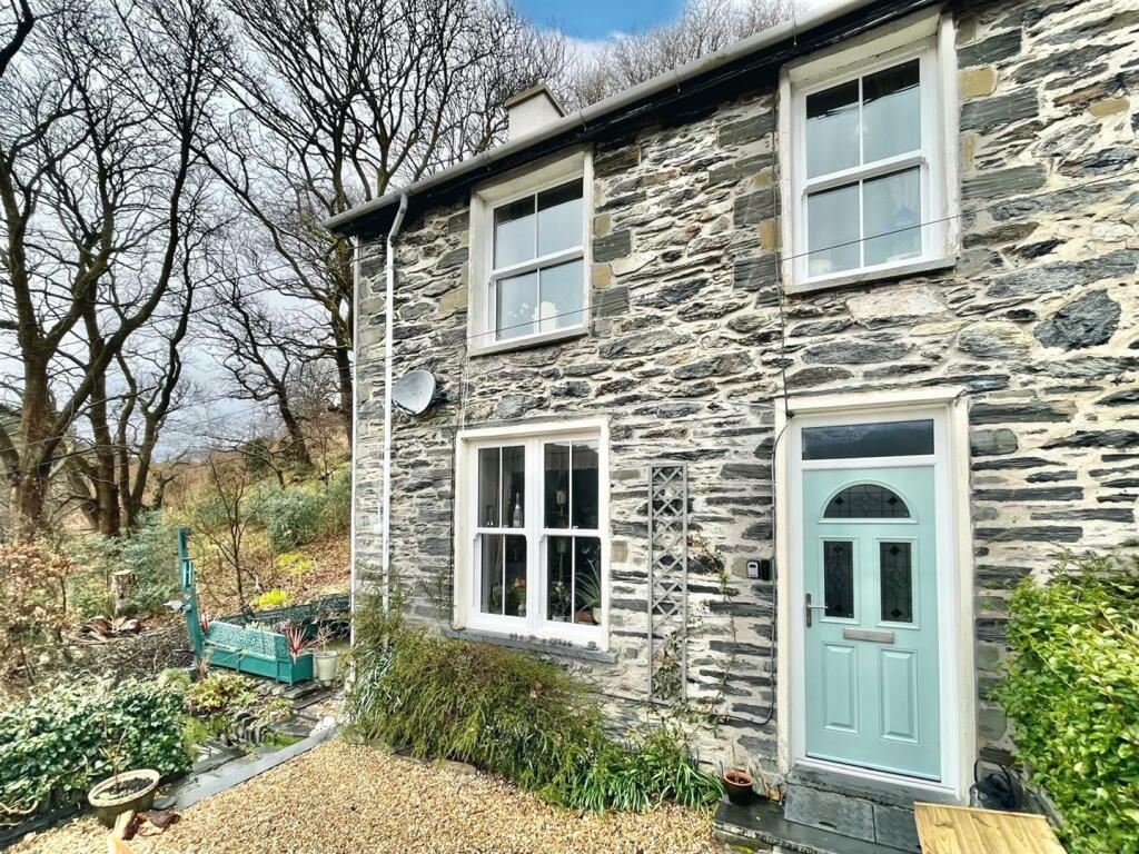 2-bed house on Dolwyddelan, £209,500
