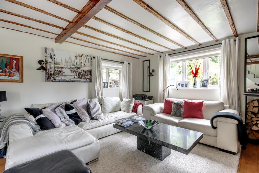 House in Tonbridge - More