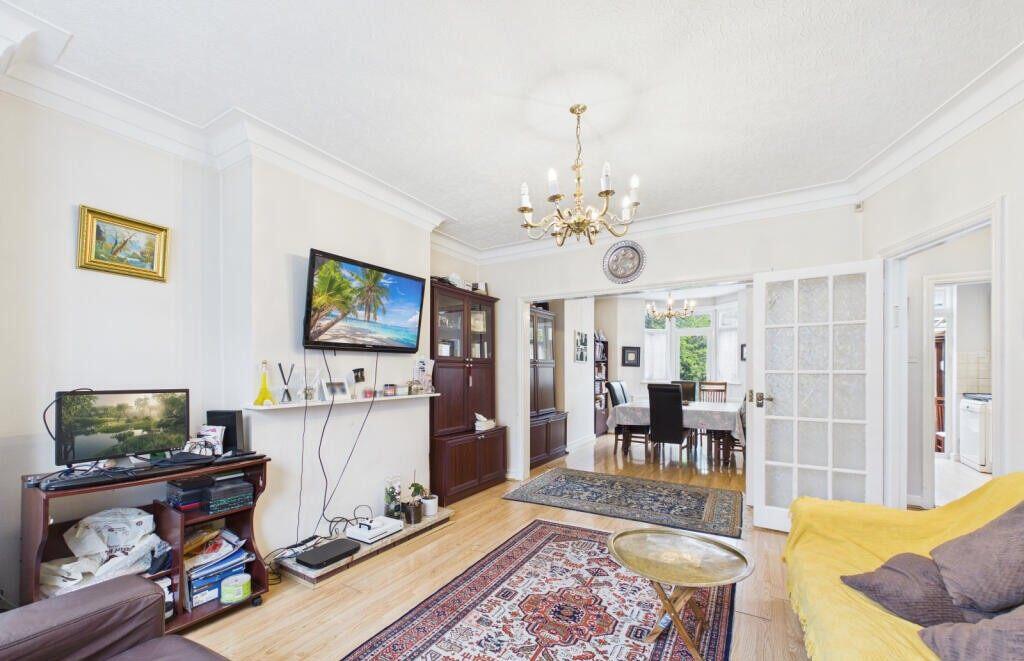 House in London - View 4