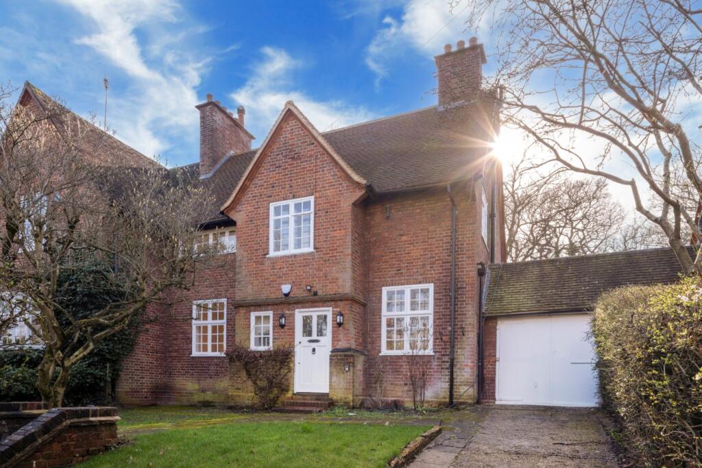 Main image of property: Addison Way, Hampstead Garden Suburb, London, NW11