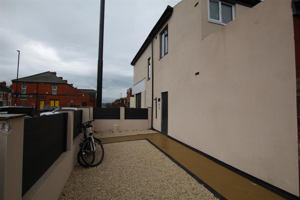 Main image of property: West Road, Fenham, Newcastle Upon Tyne