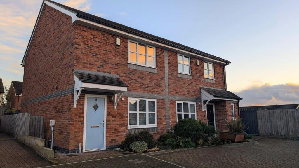 Main image of property: Lon Parciau, Llandudno Junction
