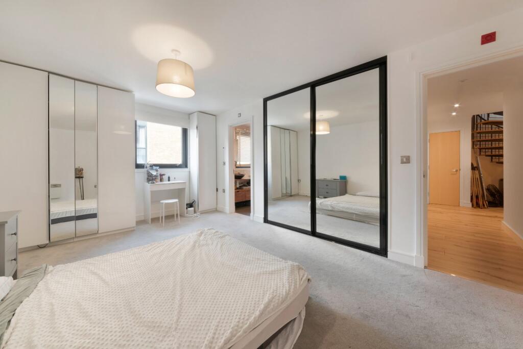 Apartment in London - View 4