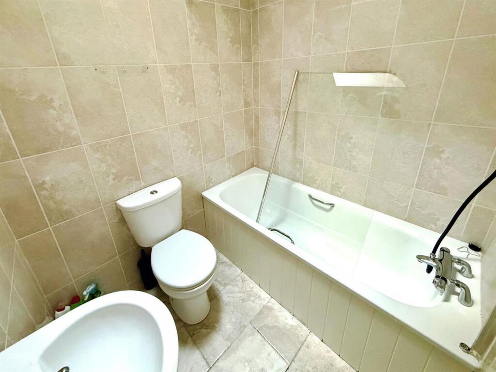 Apartment in Shanklin, Old Village, Luccombe - View 4