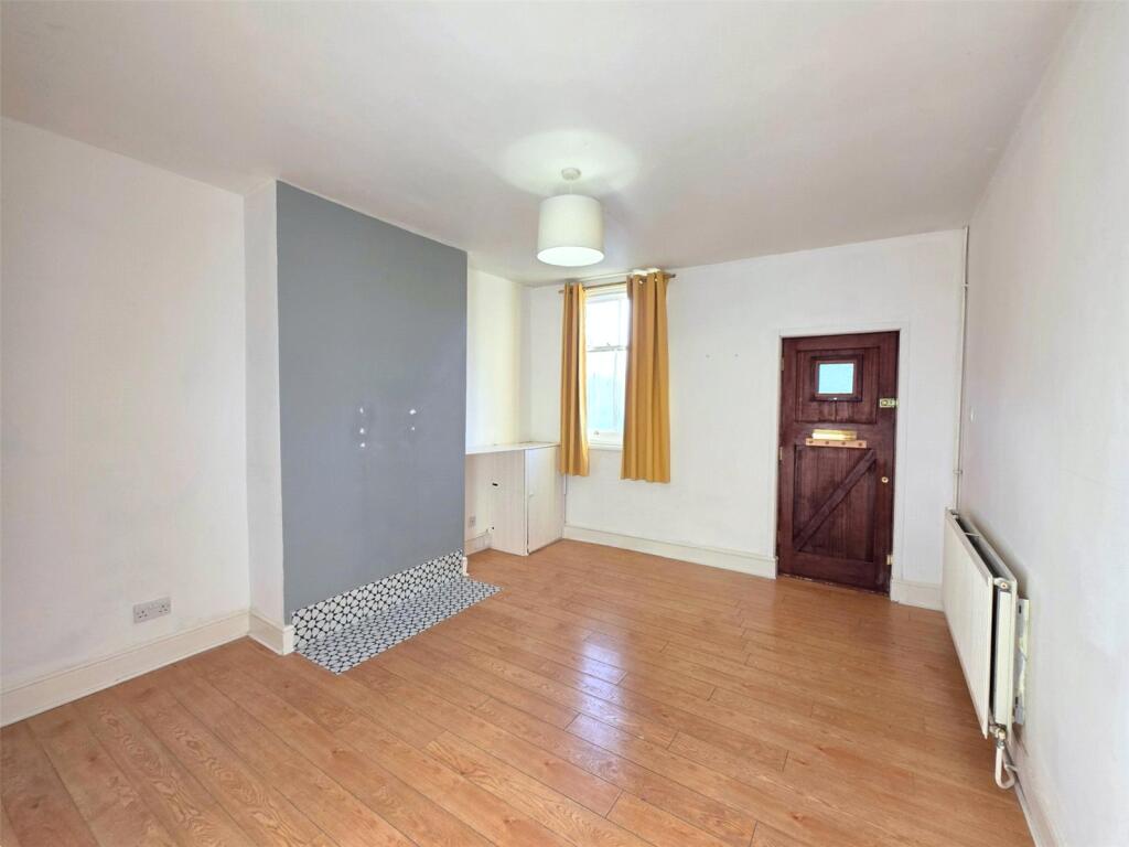 2 bedroom terraced house for rent