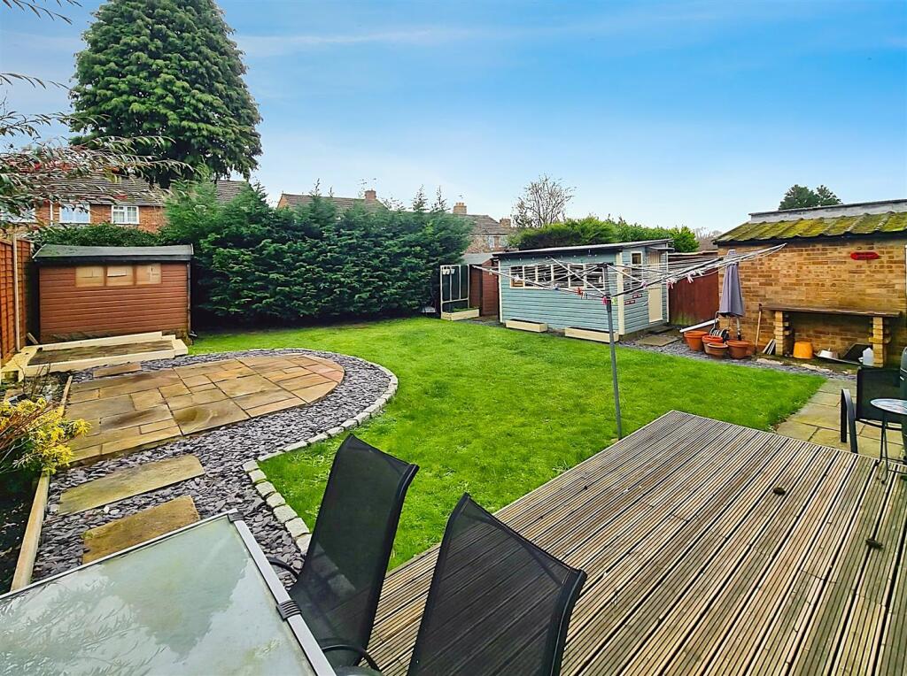 House in Hemel Hempstead - View 3
