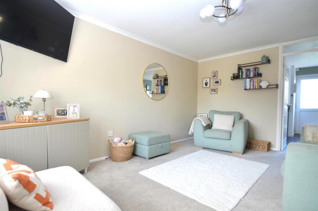 Shaftesbury Close, Nailsea - View 5