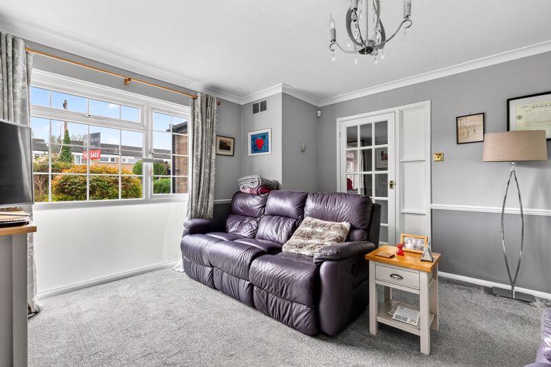 Marlborough Close, Hersham – pohled 5