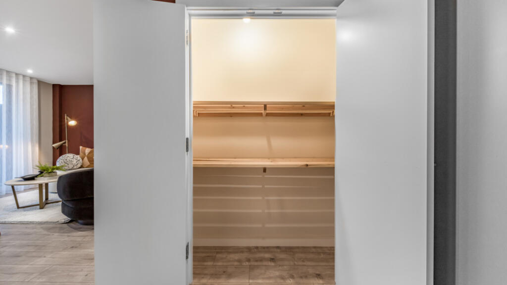 Apartment in London - View 3