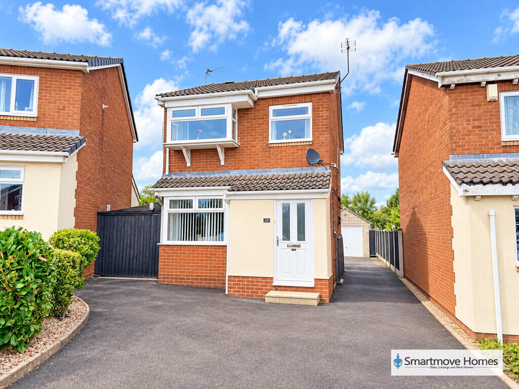 3-bed detached on Kedleston Close, Ripley, £249,950