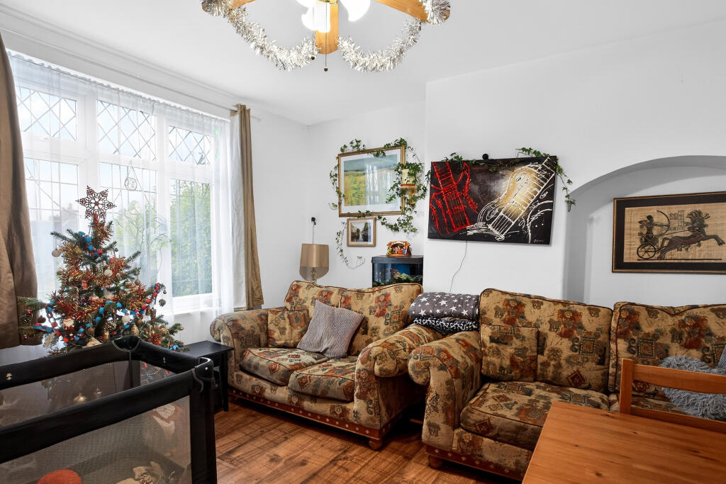 Downham Way, Bromley, BR1 photo 3