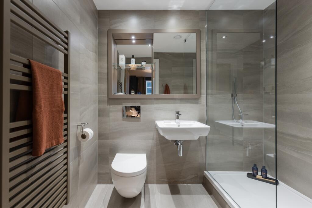 Apartment in Leeds - View 5