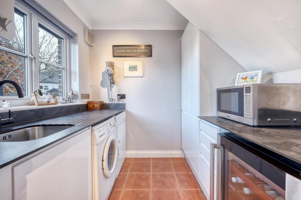House in Uttlesford, Great Dunmow - View 6