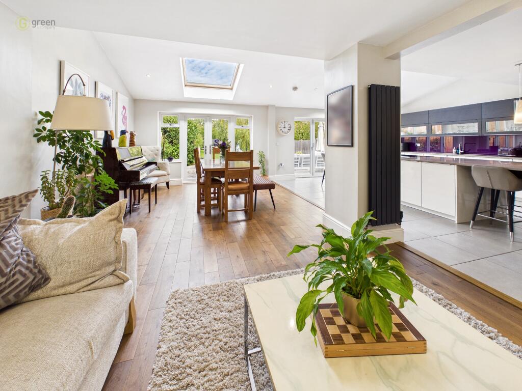 House in Sutton Coldfield, Littleworth End, Middleton - View 3