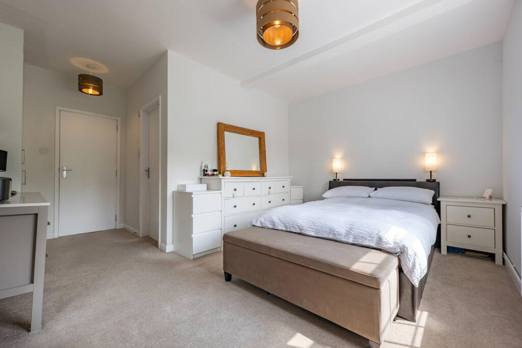 Apartment in Tonbridge - View 5