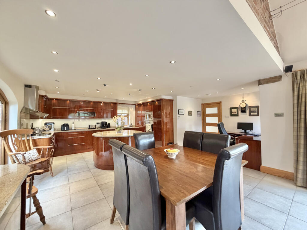 House in Fylde, Staining - More