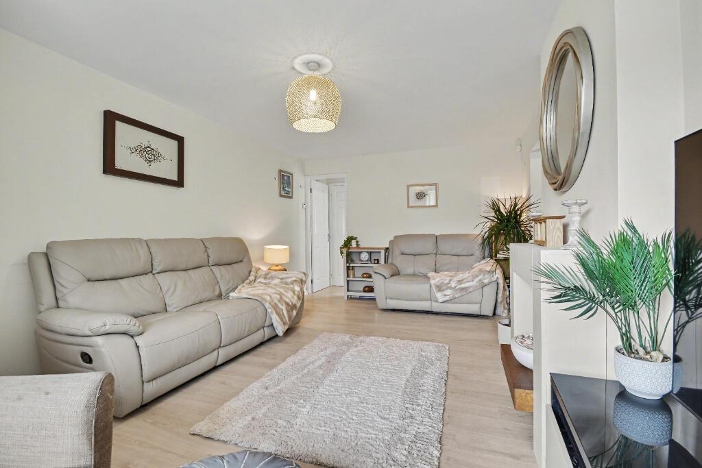 House in Paisley, Inverclyde - View 5