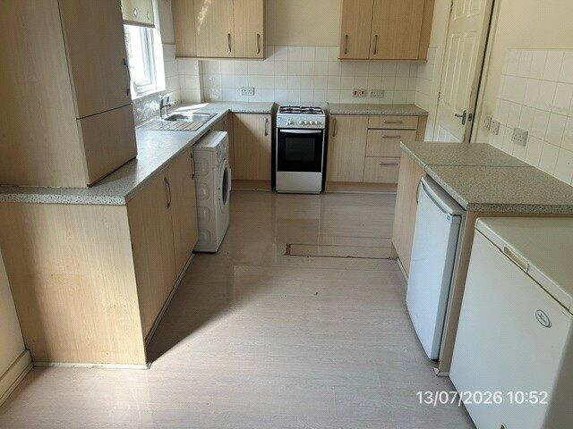House in Glasgow, East Renfrewshire - View 4