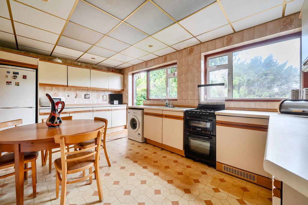 House in London - View 3