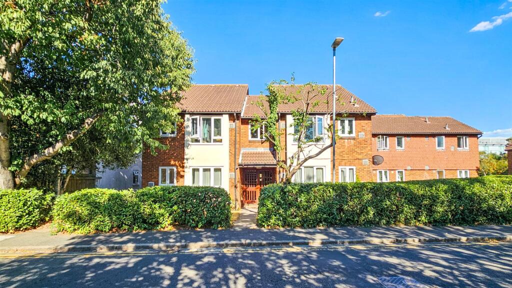 Main image of property: New Road, Harlington