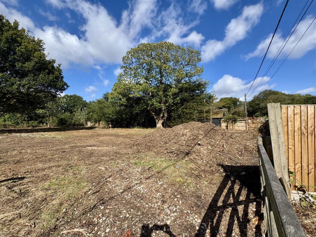 Seamer Road, Southminster photo 3