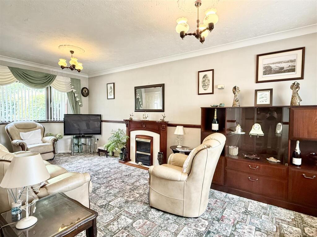 Bromsgrove Road, Romsley photo 2