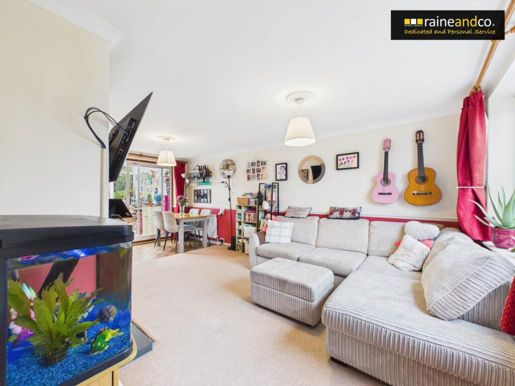 Beechwood Avenue, Potters Bar photo 4