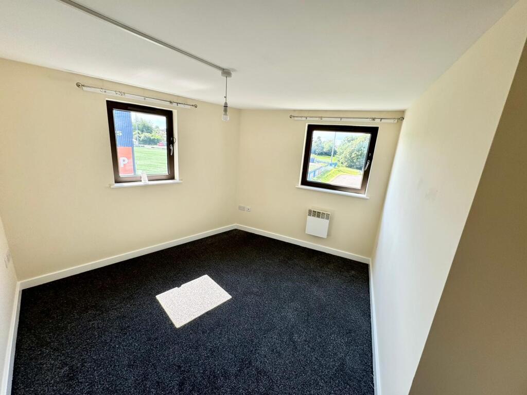 Apartment in Coventry - View 3