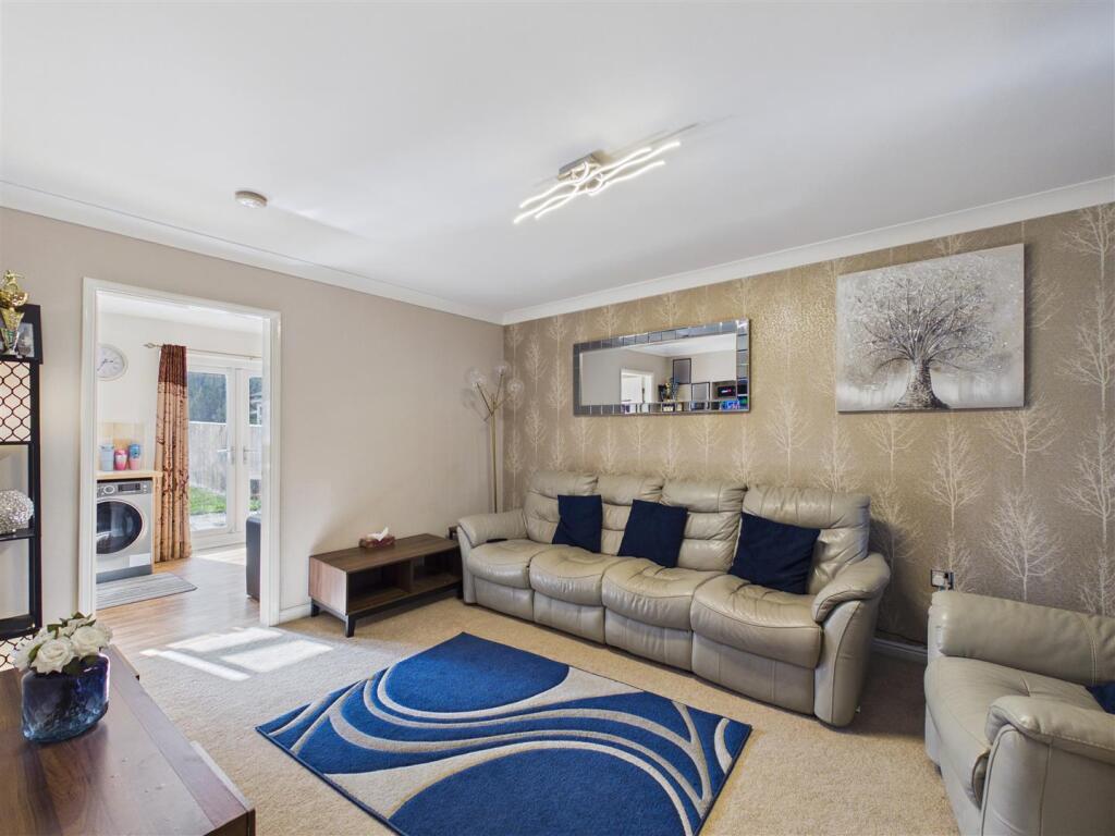 House in Ingleby Barwick, Stockton-on-Tees - View 2