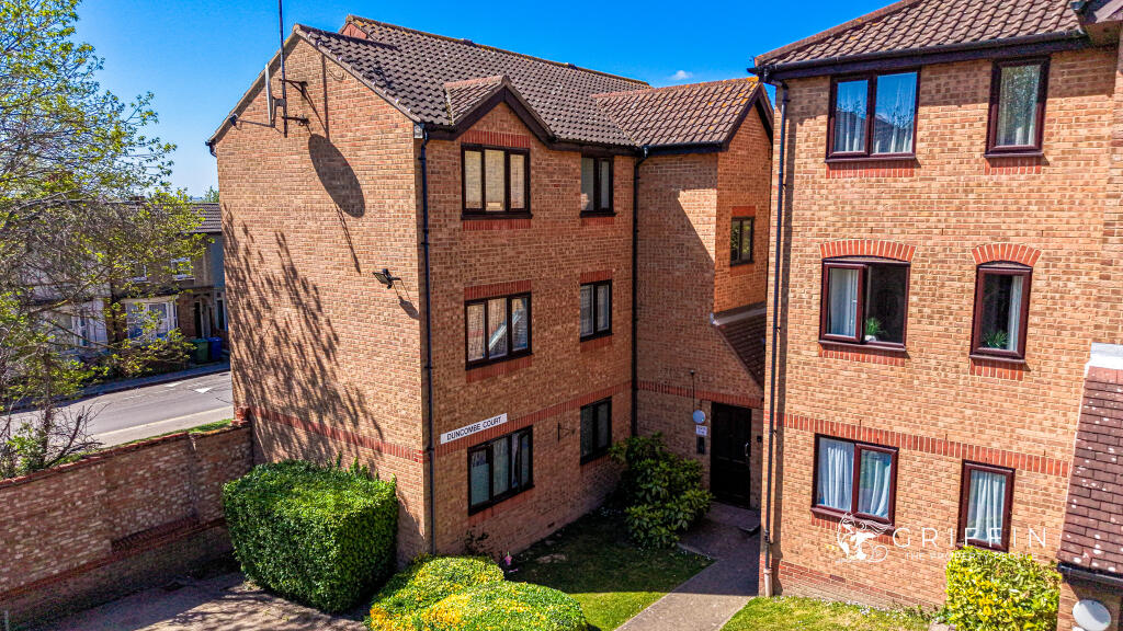 Main image of property: Wingrove Drive, Purfleet-On-Thames, RM19