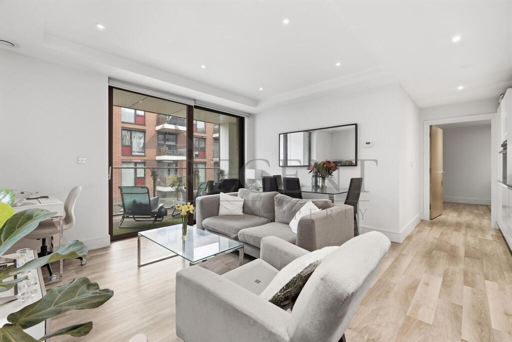 Main image of property: George View House, Earlsfield, SW18