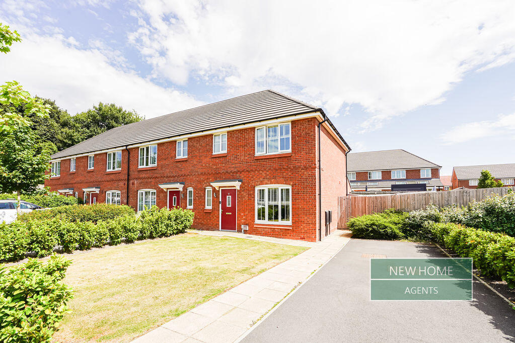 Main image of property: Park Close ,Royton, Oldham, OL2 6GB