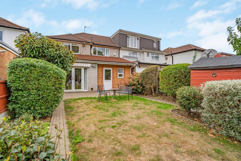 Main image of property: Cranbrook Road, Ilford, IG2