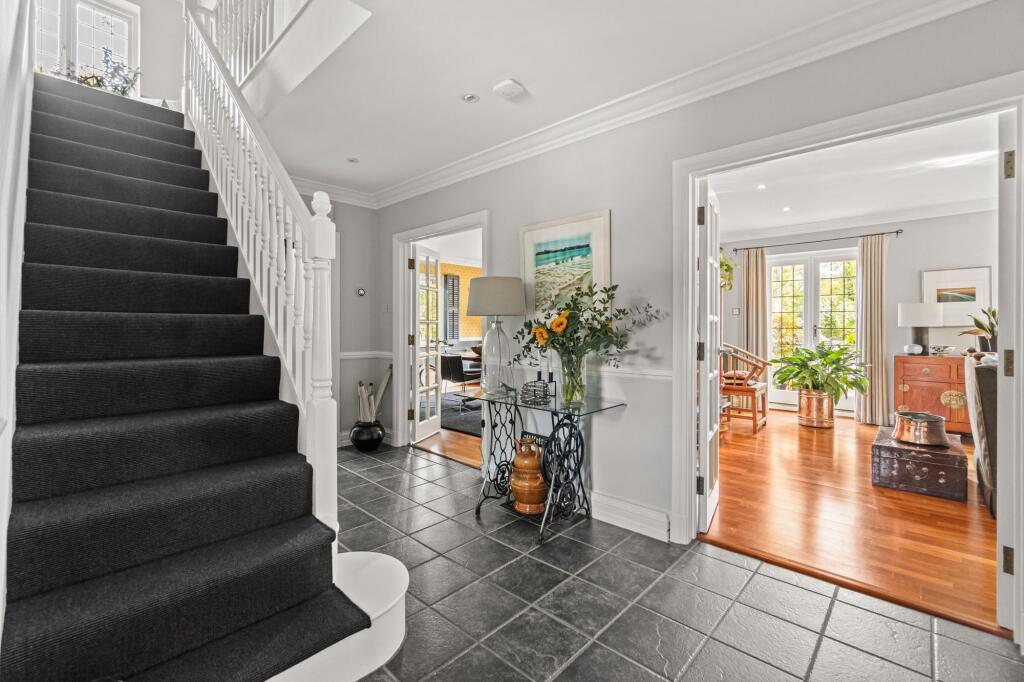 House in Kingston upon Thames - View 5