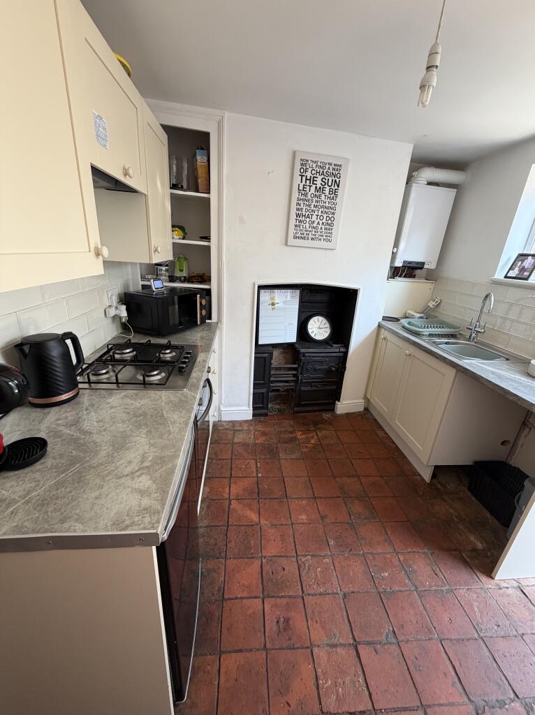 House in Daventry, Headlands - View 5