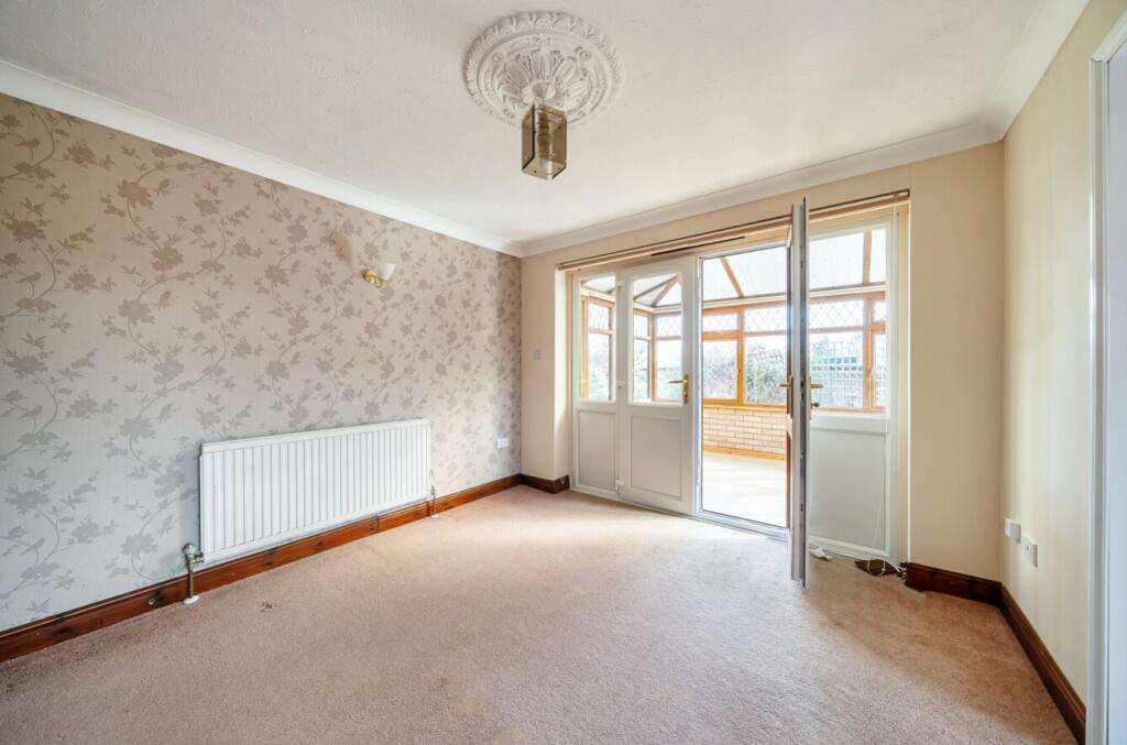 House in South Kesteven, Grantham - More