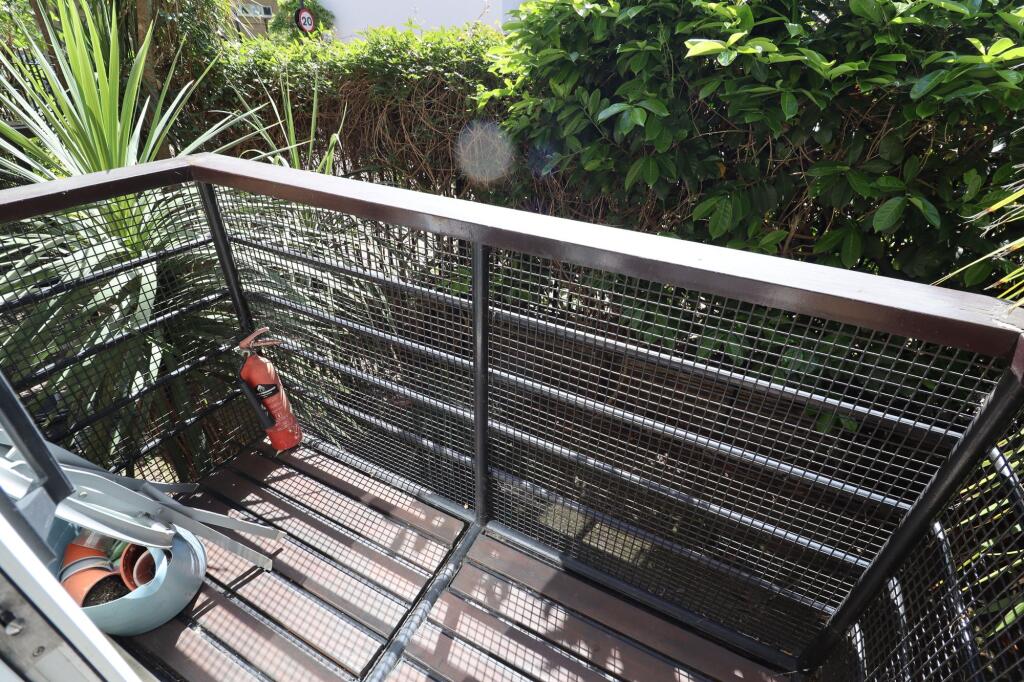 2 bedroom property for rent