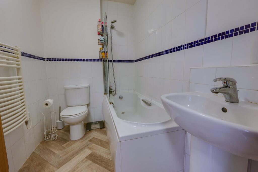 Additional image 14 of Meadow Road, Apperley Bridge, Bradford, West Yorkshire, BD10