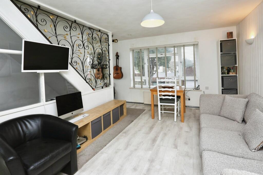 House in Gosport, Hampshire - View 2