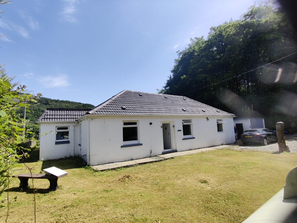 Main image of property: PA23 8TT